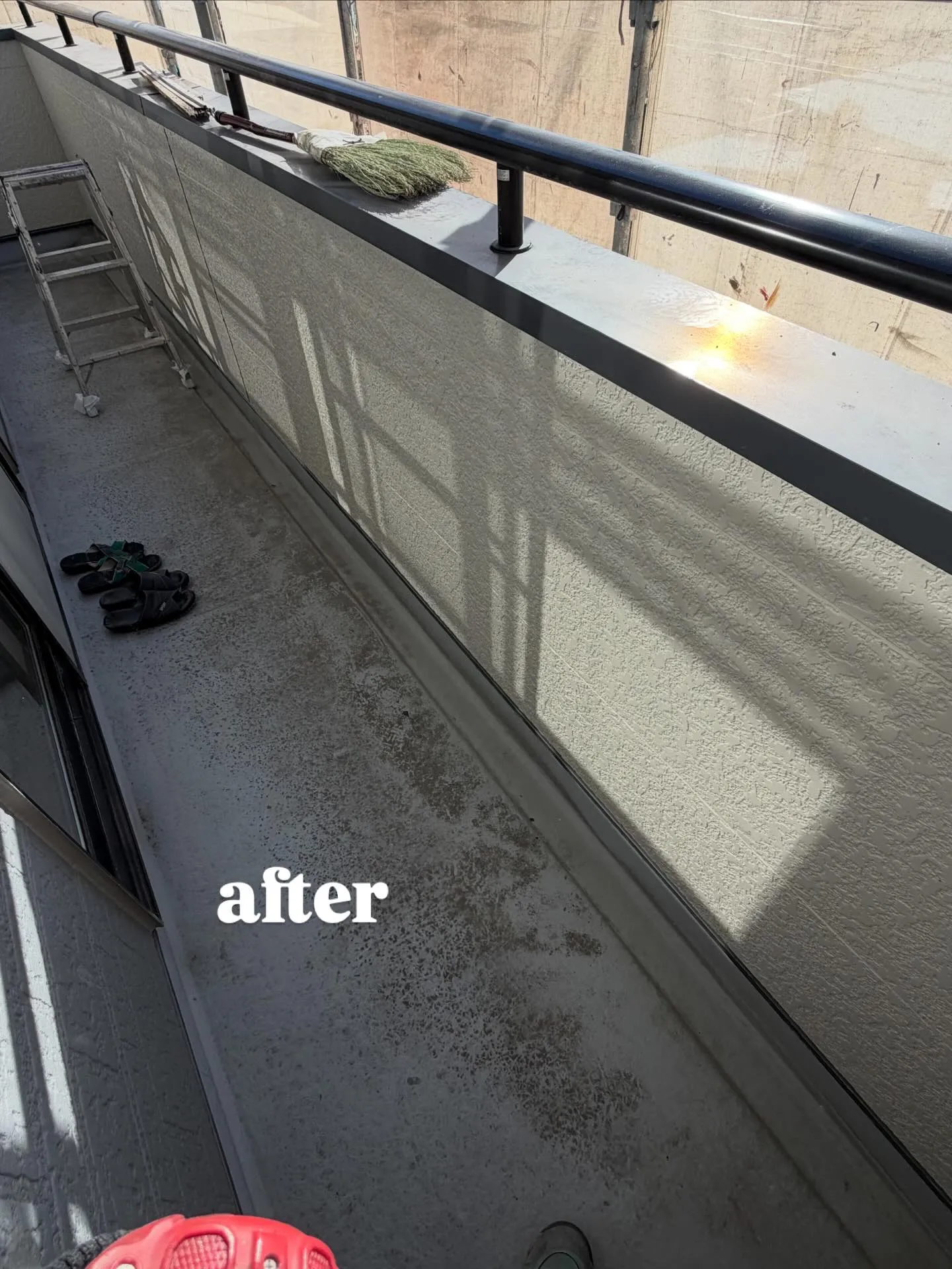 長年の雨漏りで柱から土台まで全てボロボロになってました。