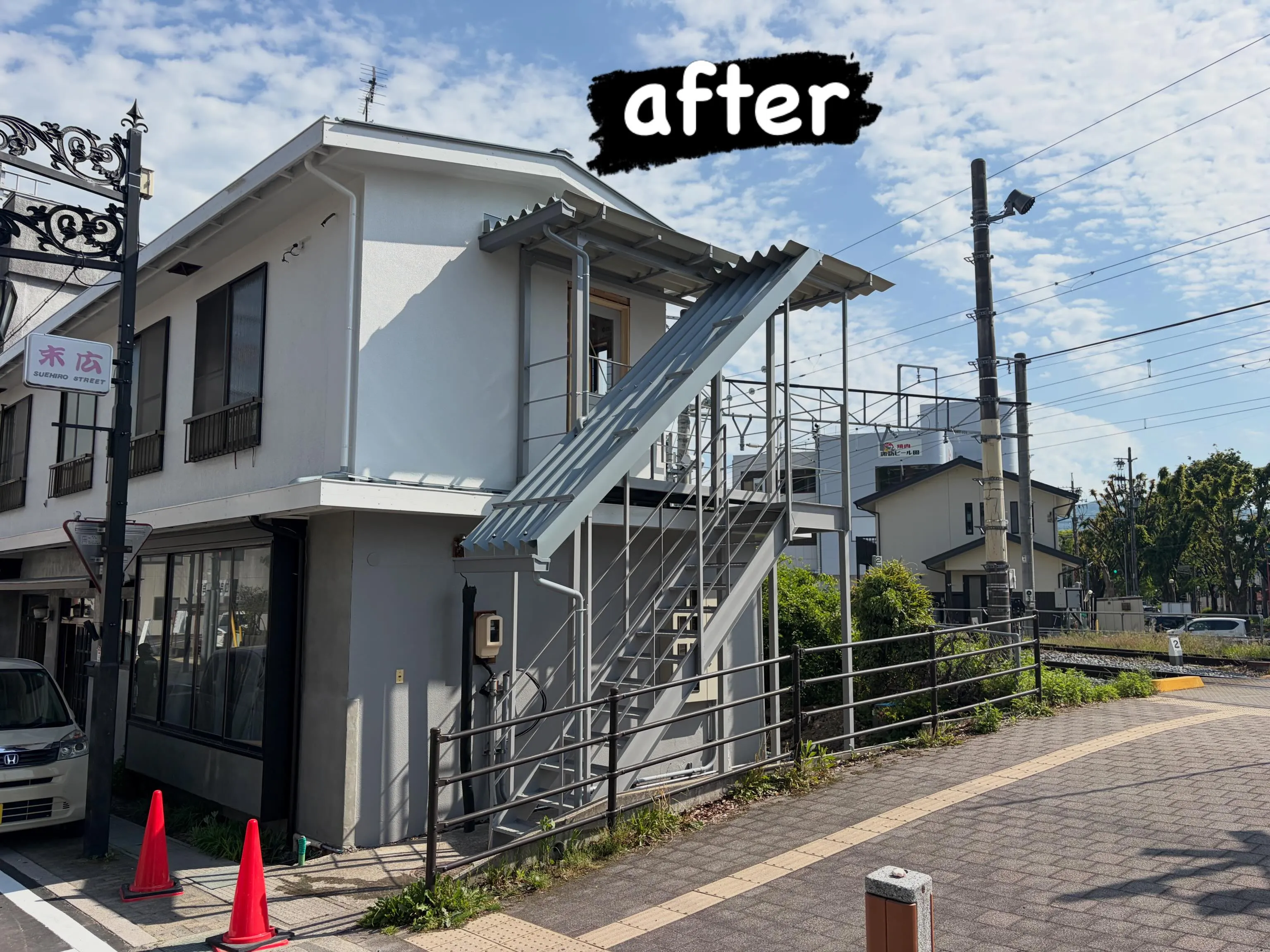 諏訪市で階段の屋根施工🌟