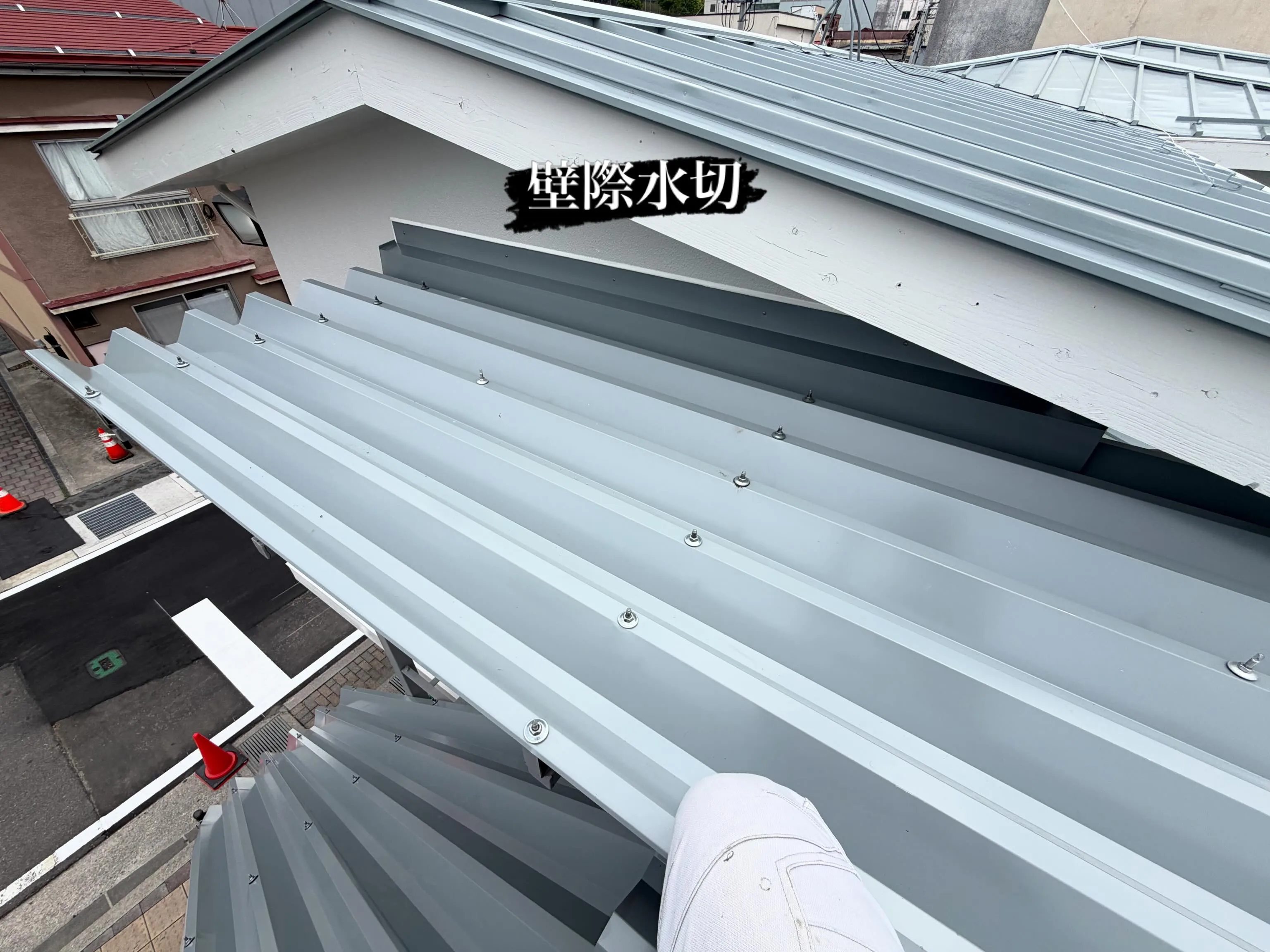 諏訪市で階段の屋根施工🌟